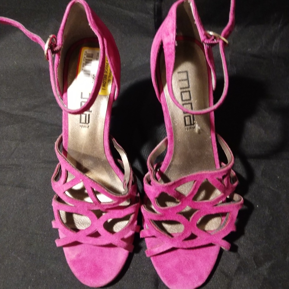Moda Spana pink suede heels